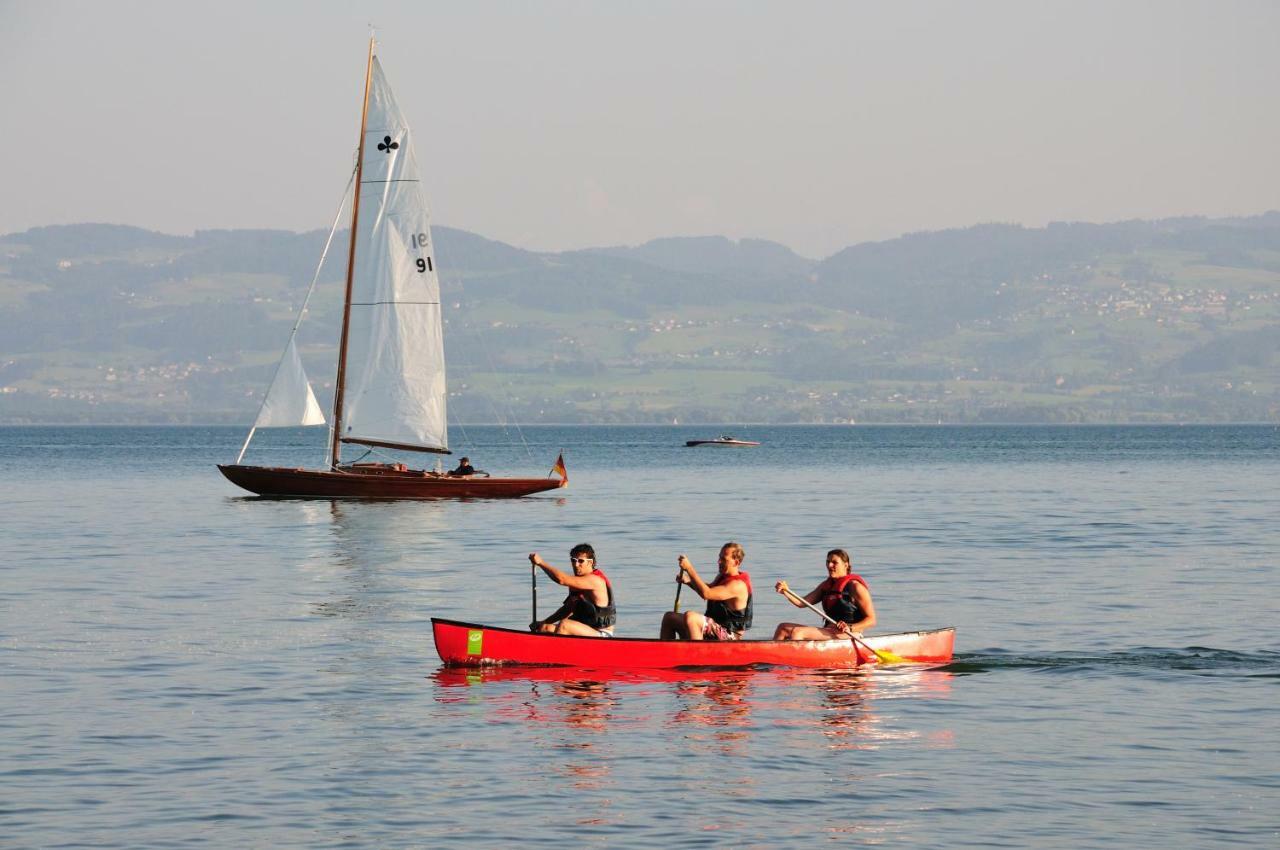 Schoene Einzimmer Wohnung Zwischen Bodensee Und Allgaeu ノイキルヒ エクステリア 写真